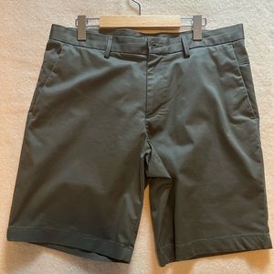 Banana republic motion tech shorts